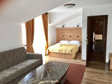 Фото номера Семейный номер Гостевой дом Vila Luminita г. Сынджорз-Бэй 4